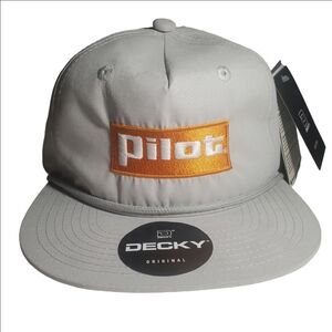 DECKY ORIGINAL Flat Bill Snapback Pilot Logo Hat NEW